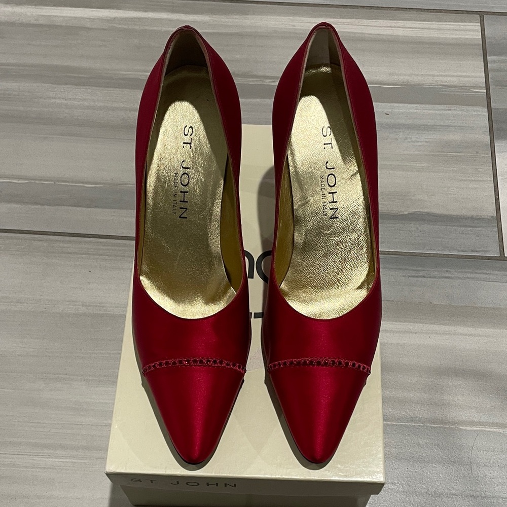 St. John Red Satin Heels